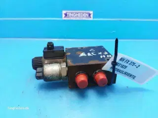 New Holland FX375 Hydraulikventil 9831828
