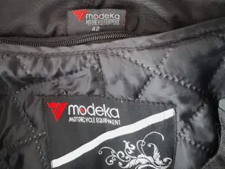 Mc bukser str. 42 & Mc jakke str. L.