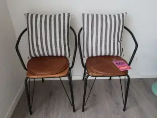 2 stk. Retro stole med puder