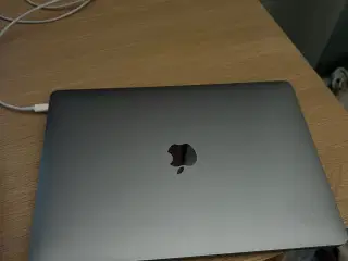 MacBook pro 13 2017 