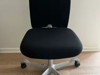 HÅG kontorstol - næsten som ny