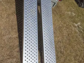 Trailer ramper