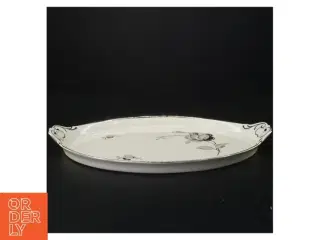 Ovalt fad med dekorative elementer fra Københavns Porcellains Maleri (str. 30 x 19 cm)