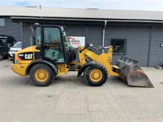 CAT 906 skovl og gafler