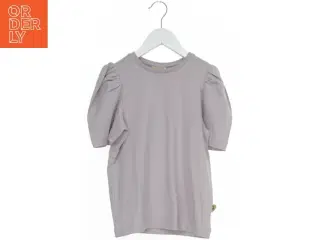 Lyserød kortærmet bluse med statement fra Pomp de Lux (str. 140)