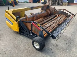 New Holland 790CP Pickup