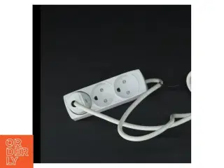 Hvid stikdåse fra E Line (str. 14,5x5,5 cm)