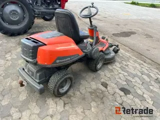 Husqvarna R15 AWD