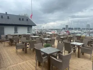 Tralle  Cafebord på  mål