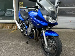 Suzuki gsf 600 bandit 