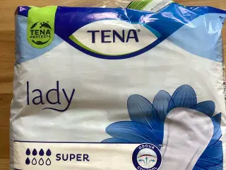 Tena lady