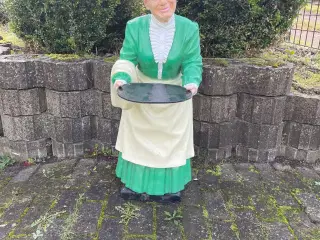 Tjener