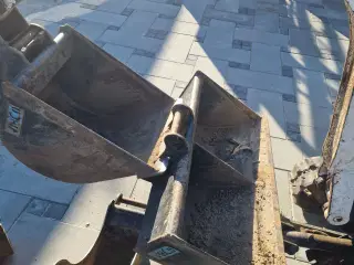 Bobcat Minigraver
