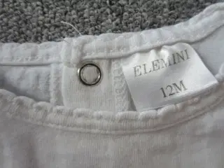 Hvid bluse og lyserøde shorts str. 86