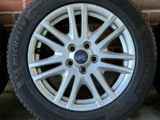 Ford alufælge med 16” dæk