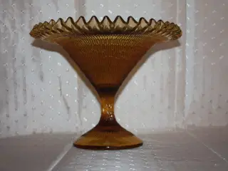 Frugt skål / opsats i presset glas