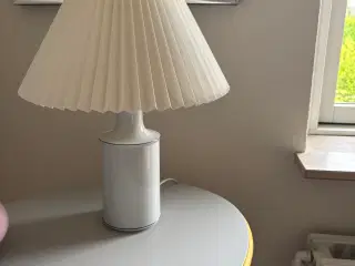 Blåkant lampe