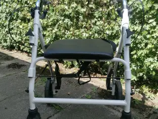 rollator 2 i 1 model