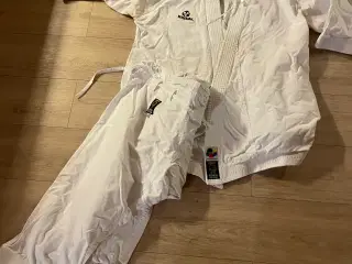Karate GI. meget god kvalitet