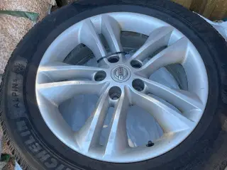 Vinterdæk på originale Nissan alufælge