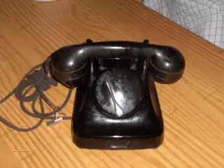 gammel sort telefon 