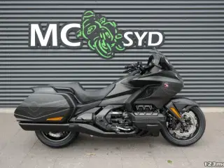 Honda GL 1800 Gold Wing MC-SYD       BYTTER GERNE