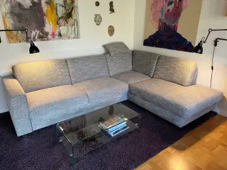 Hjørnesofa med opbevaring og udtræk