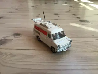 Ford transit fra dinky toys