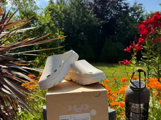 H2O sko/sandaler str 37 NYE