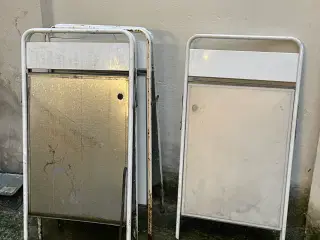 Gadeskiltet gratis / A skilte