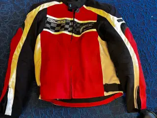 Mc tøj 