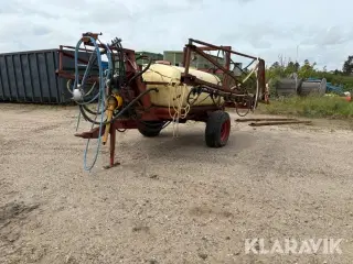 Trailer med tank