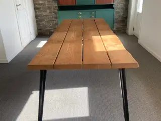 Spisebord
