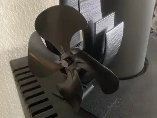 Brændeovns ventilator