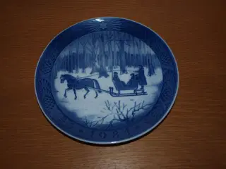 Royal Copenhagen juleplatte 1984
