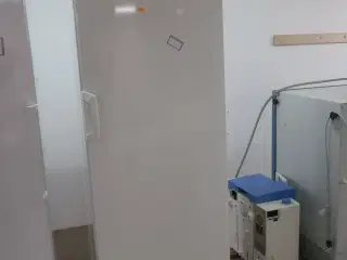 Køleskab ZANUSSI ZRA40100WA