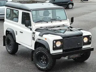 Land Rover Defender 90 2,5 TDi Adventure