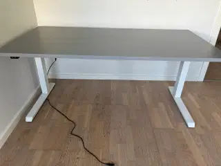 Hæve-sænkebord