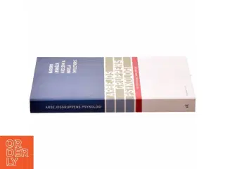 Arbejdsgruppens psykologi : det psykosociale arbejdsmiljø (Bog)