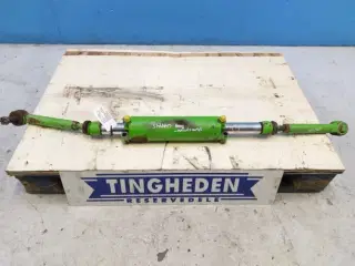 Merlo P38.10 Styrecylinder 044445