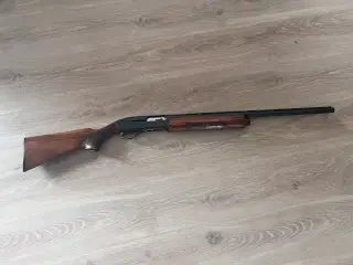 Remington 1100 12/70 halvautomat
