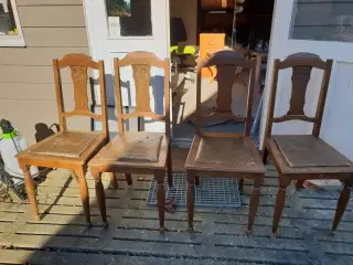 4 spisebords stole.