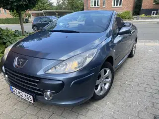 Virkelig flot og velholdt peugeot 307 cc