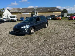 Peugeot 308 1,6 HDi 90 Comfort 5d