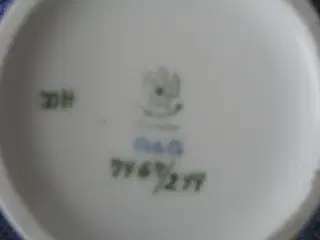 Vase fra Bing & Grøndahl sælges