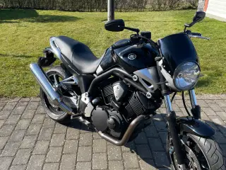 Yamaha BT 1100 nys år 2003