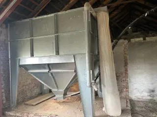 7 tons stålsilo