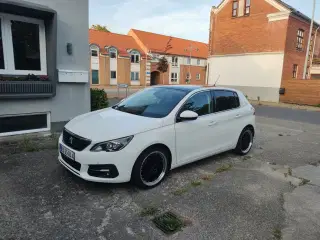 Peugeot 308 1,6 BlueHDi 120 Allure+