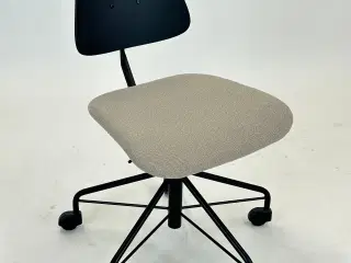 12.1 Workchair - Labofa