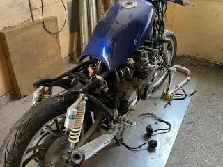 Caferacer projekt 
